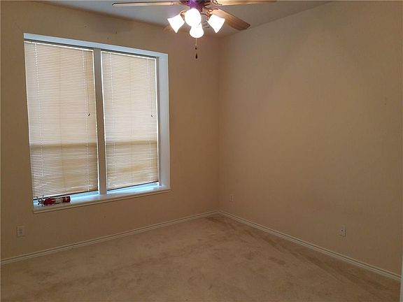 5th image of 3809 Hazel Dr
