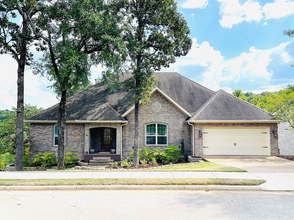 853 W Foothills Dr