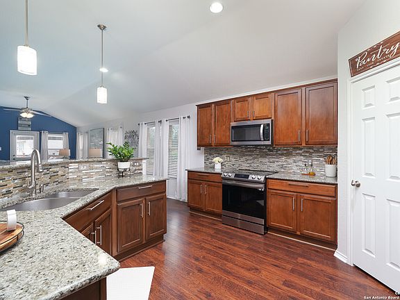 5th image of 5543 SOUTHERN OAKS