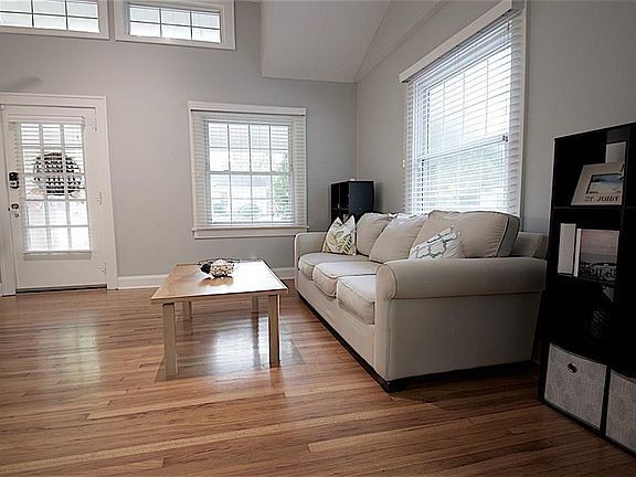 5th image of 5706 N Haverford Ave