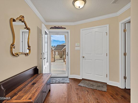 5th image of 1129 Savannah Ln