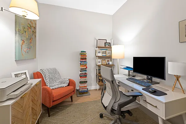 Rented by Compass | media 9