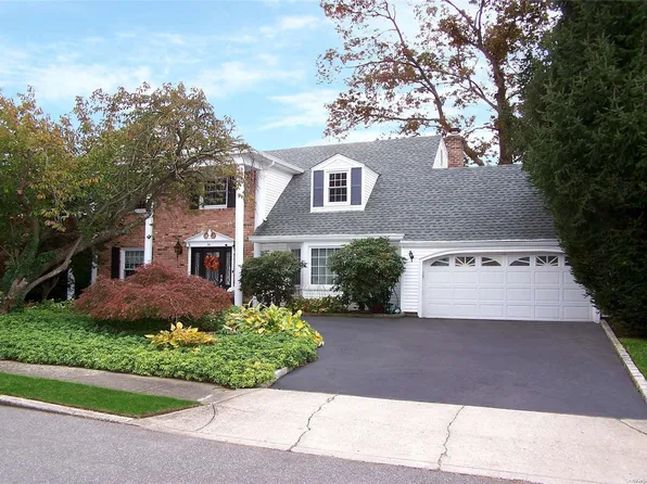 34 Penn Street, Port Jefferson Station, NY 11776