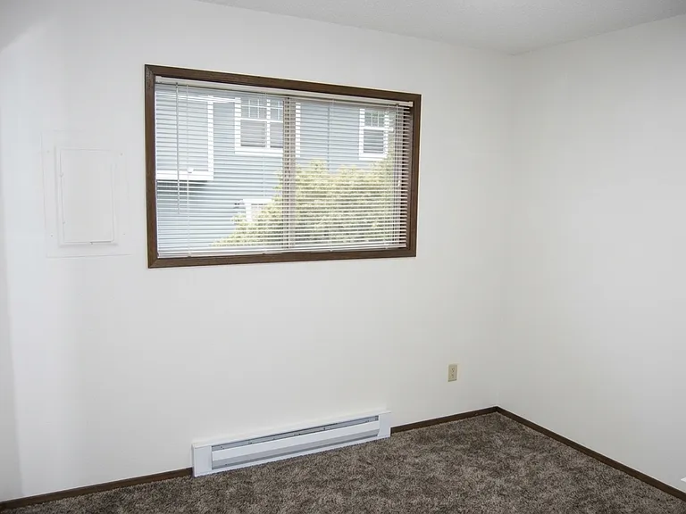 2620-2640 SE Morrison St — Photo 15