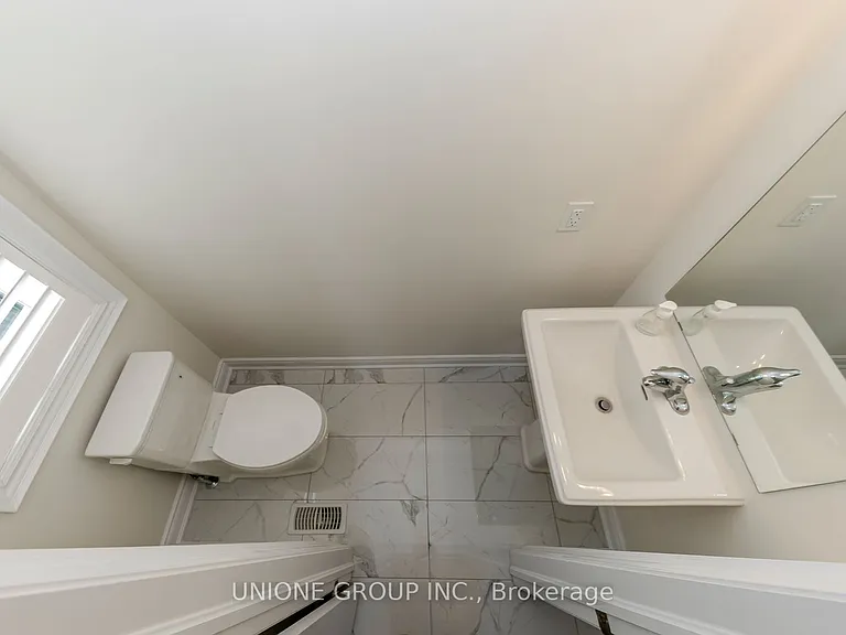 3440 Mosley Gate — Photo 26