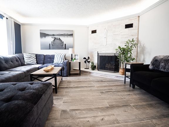 3rd image of 37778 Maplehill St