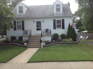 44 W Roosevelt Cir, Red Bank, NJ 07701