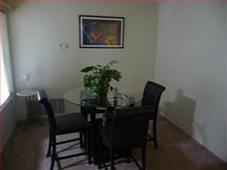 4th image of 1425 Oak Nob Way