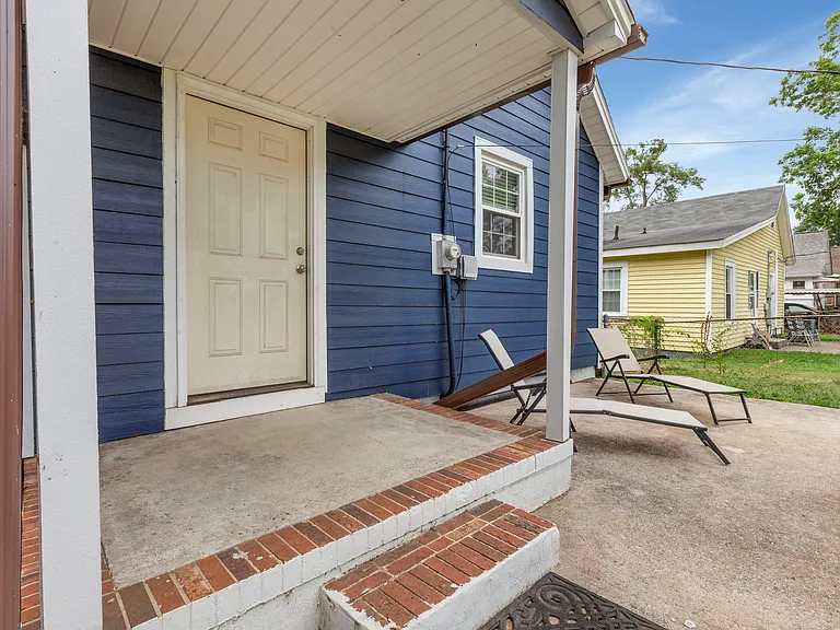 11 Taylor St — Photo 26