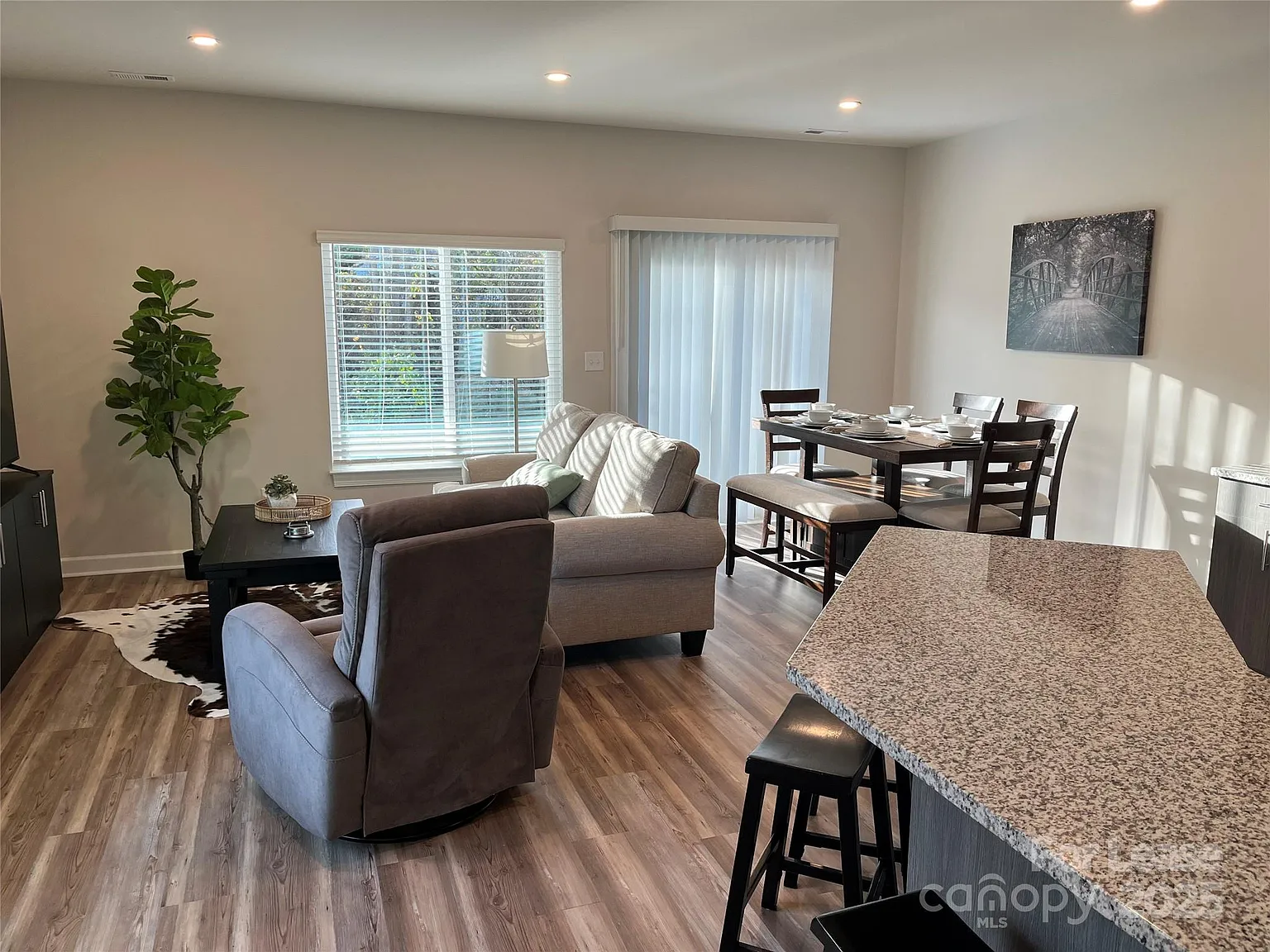 3 bed, 2.5 bath, $1,795 — Photo 4