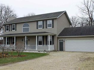 2432 Grand Ave, Waverly, IA 50677