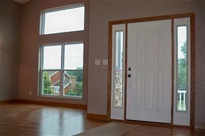 2nd image of 530 Tamerisk Dr