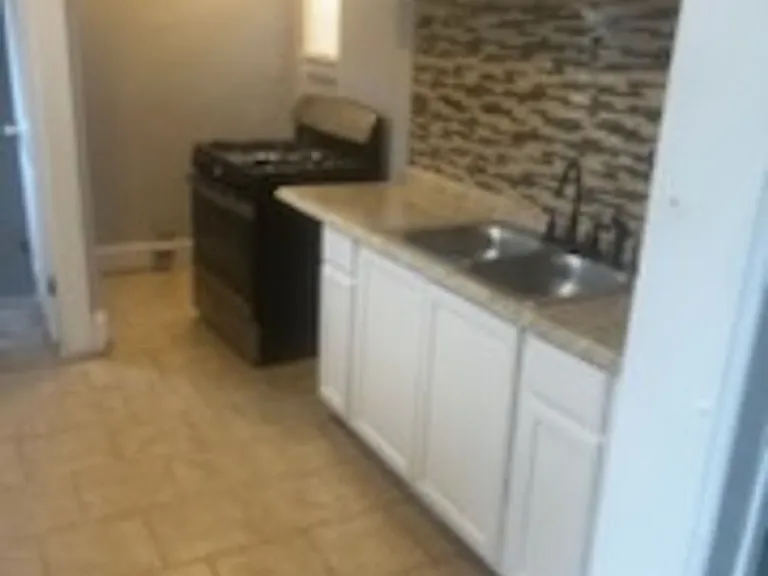 7279 Artesian St — Photo 5