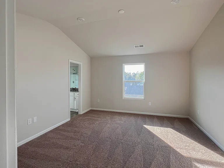 2242 Transatlantic Ave — Photo 10