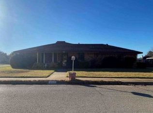 1419 Meadow Ct, Midlothian, TX 76065