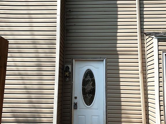 3rd image of 9129 Cedarpark Ln APT D