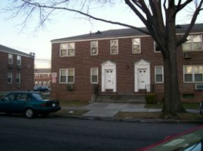 1st image of 2044 E 59th St #166E