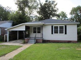 69 W Grant St, Chickasaw, AL 36611