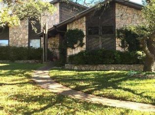 411 Forest Ridge Dr, Kerrville, TX 78028