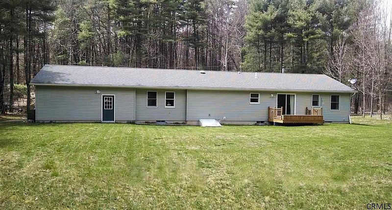 3rd image of 870 JEFFERSON HILL Road