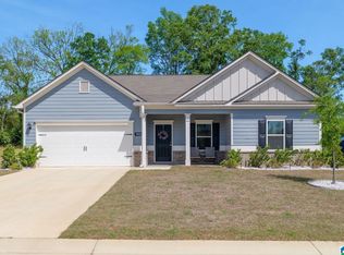 5512 Grass Lake Dr, Bessemer, AL 35022