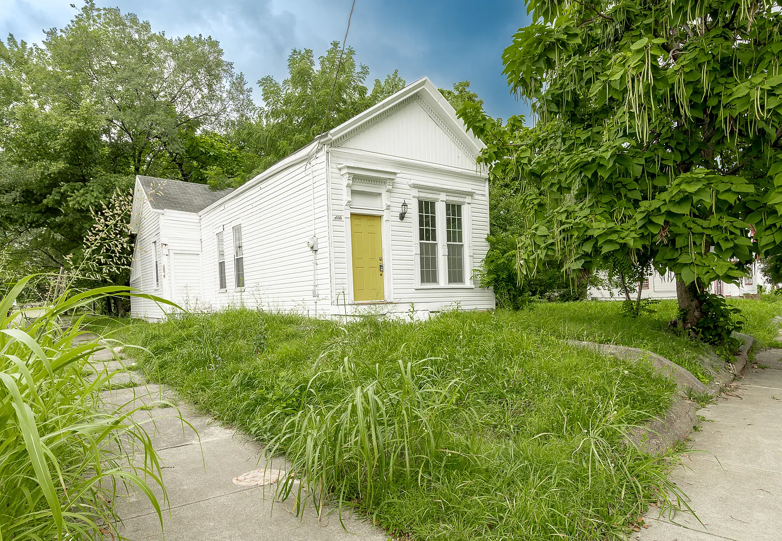 2000 Wilson Avenue - 1 — Photo 1