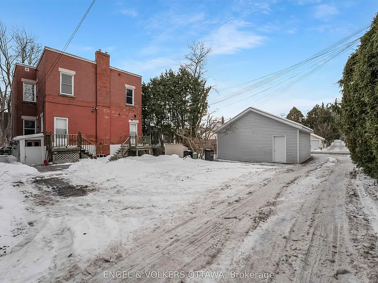 170 Ivy Cres #2 — Photo 20