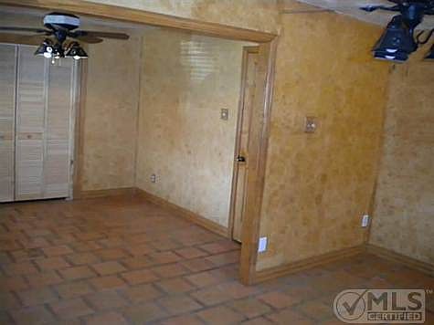 4th image of 206 S Bernice Dr