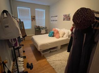 10 Phillips St #2, Boston, MA 02114