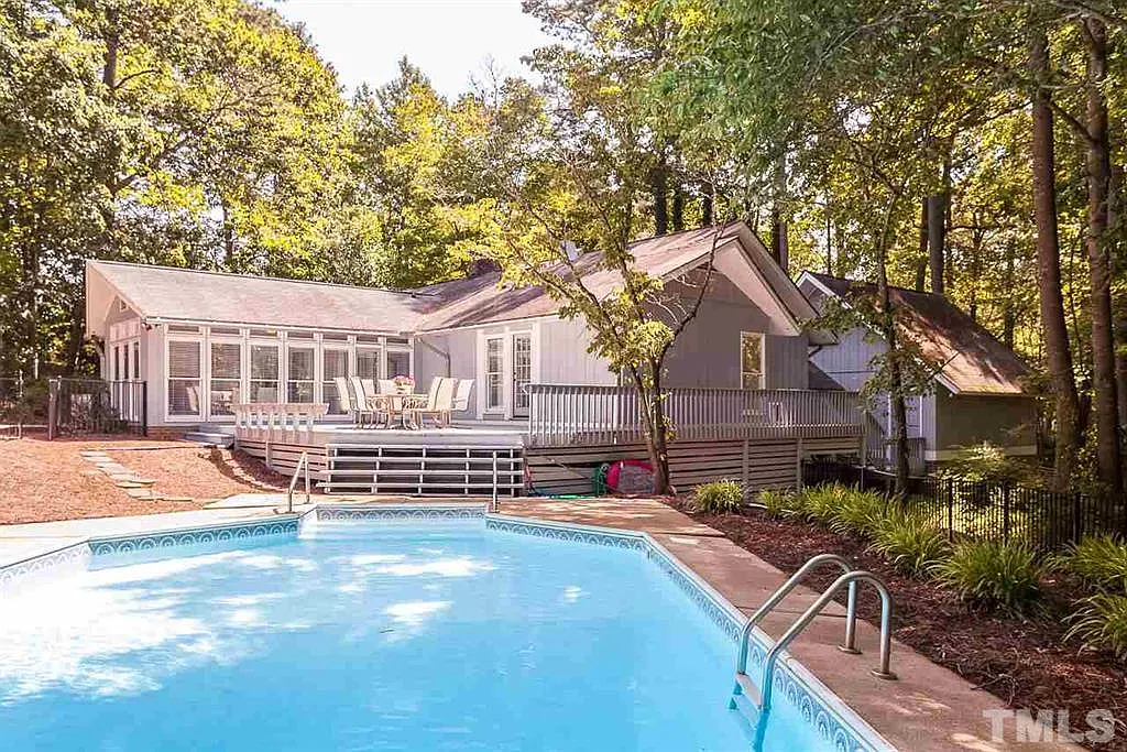 3 bed, 2000 sqft, $2,800 — Photo 1