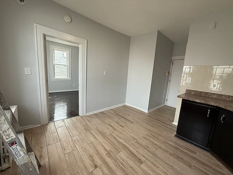 202 Ackerman Ave #B3 — Photo 4