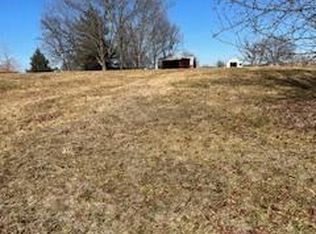 65 Scrabble Rd, Martinsburg, WV 25404