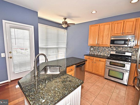 5th image of 7723 Mary Beth Way