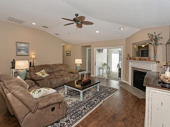 2nd image of 2604 Ashfield Ct