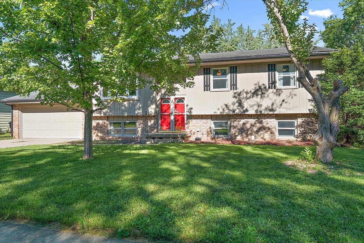 210 Rebecca Ln, Normal, IL 61761 MLS 11861534 Zillow
