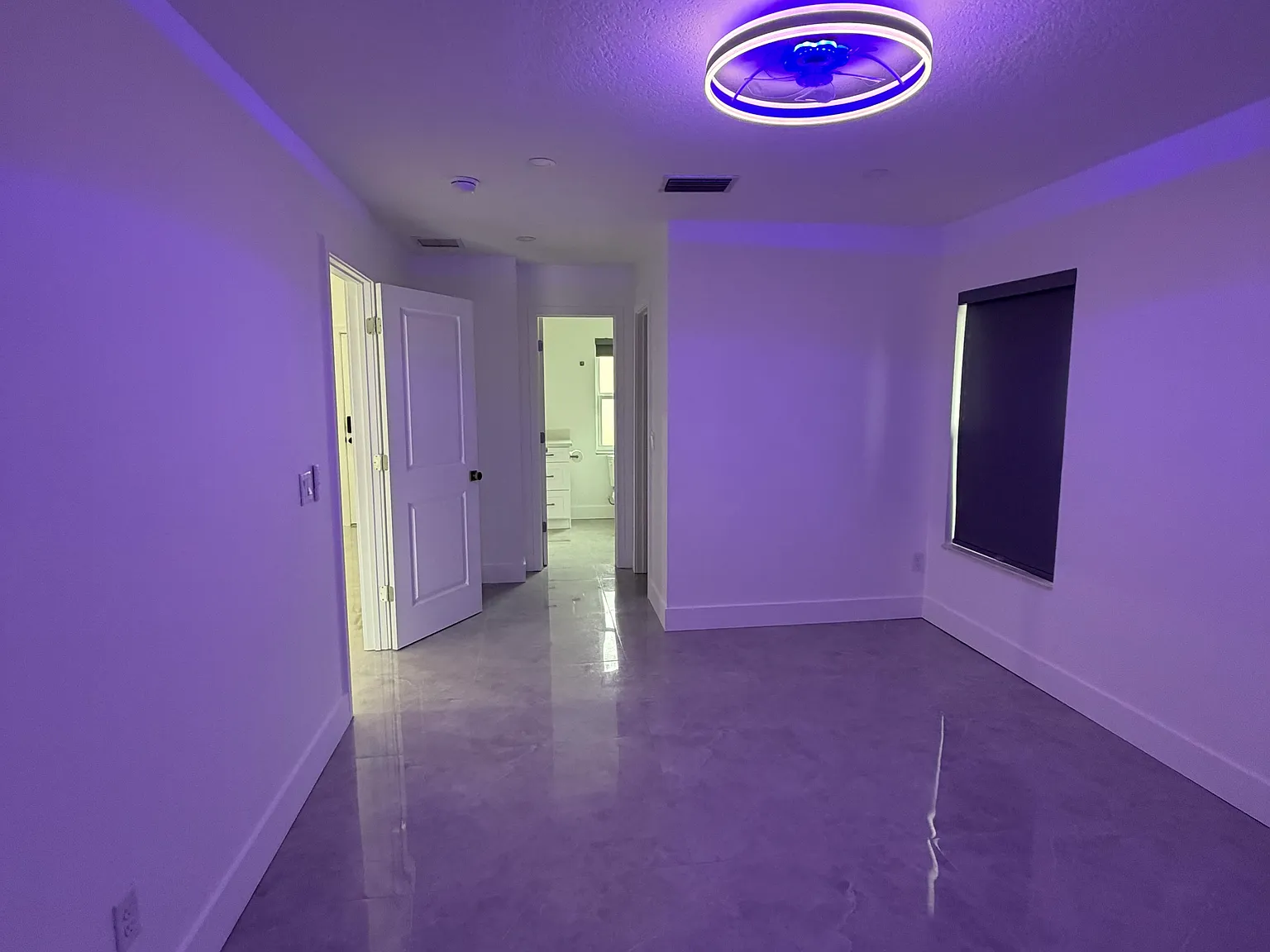 3 bed, 1725 sqft, $2,290 — Photo 4