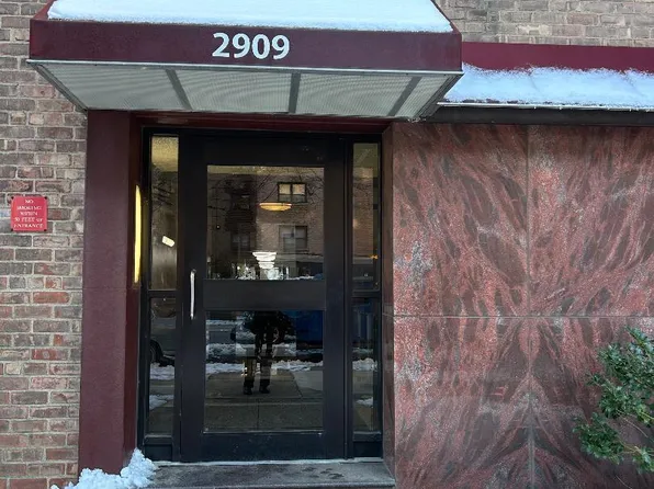 29-09 137 Street #6-C, Flushing, NY 11354