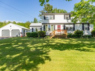 33 Black Rd S, Searsport, ME 04974