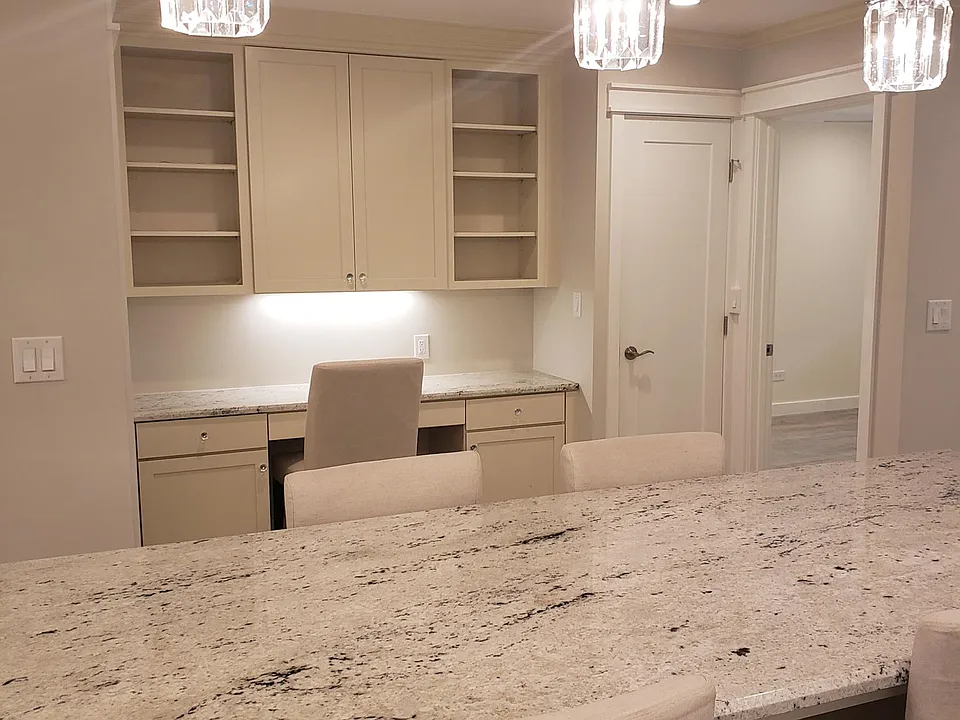 9ft granite island with seating
