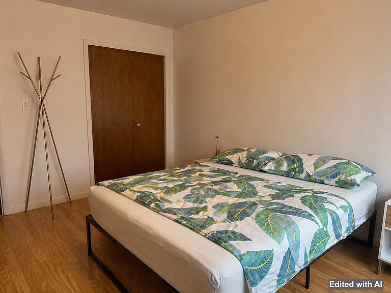 34-06 33rd St #3R — Photo 5