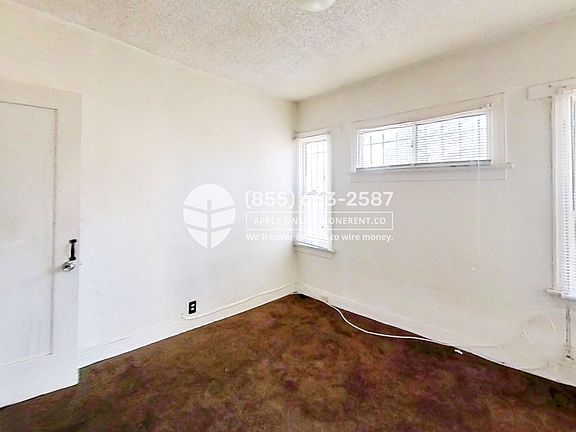 5th image of 801 W 105th St