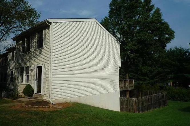 11139 Captains Walk Ct — Photo 2