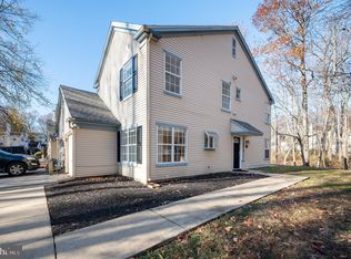 612 Stonebridge Blvd, New Castle, DE 19720