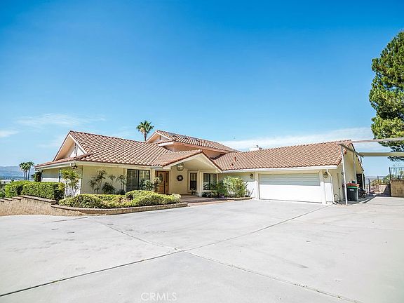 3rd image of 42110 San Jose Dr