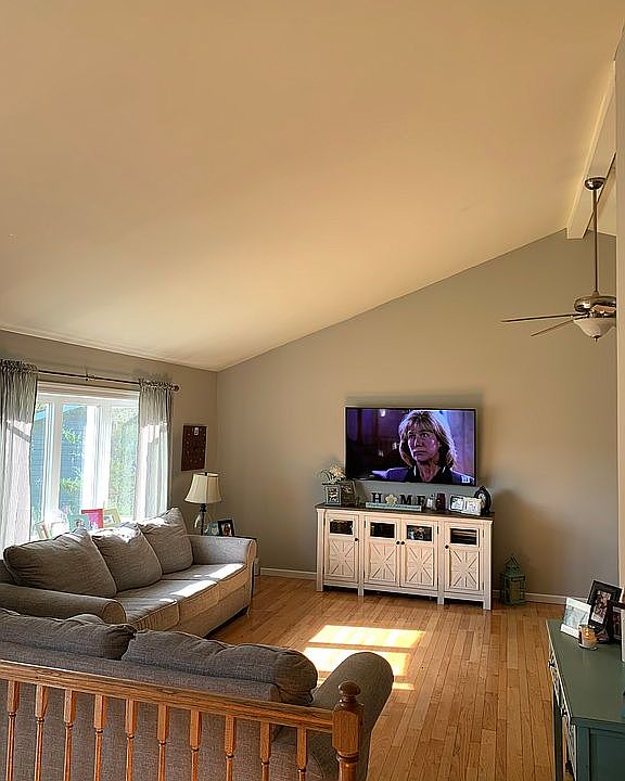 1st image of 342 Butternut Dr