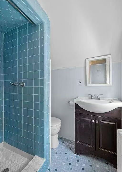 2nd image of 2502 169th St Floor 2