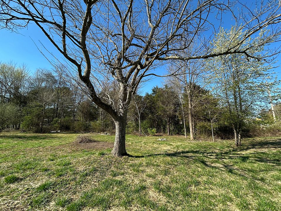 1st image of 113 Cordell Dr