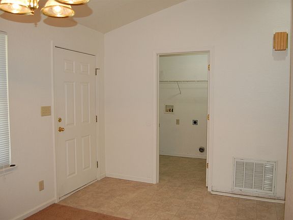 2nd image of 22 Tuscany Ct