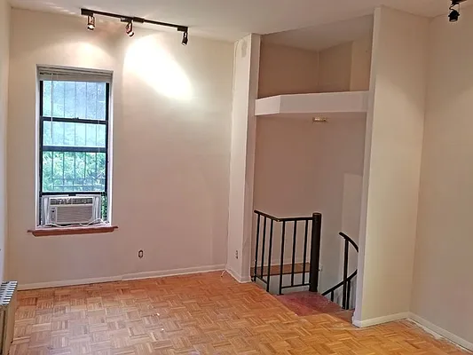 Rented by New York Residence | media 24