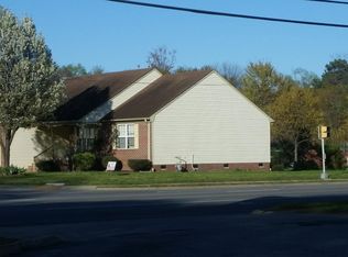 4 Allison Sutton Dr, Hampton, VA 23669